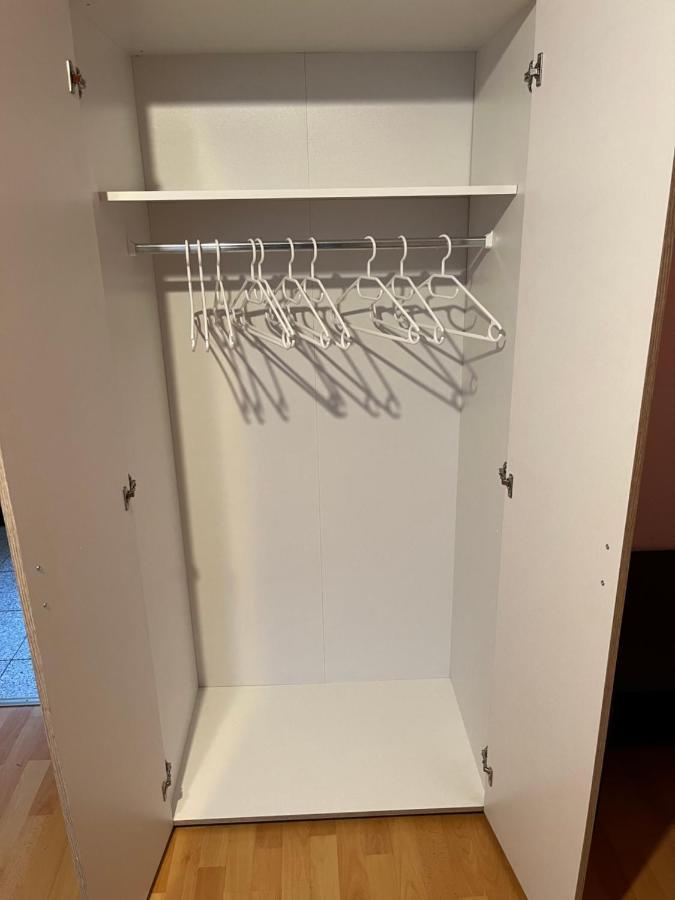1 Zimmer Fuer 2 Personen Bruchsal Ruhige Lage Bagian luar foto