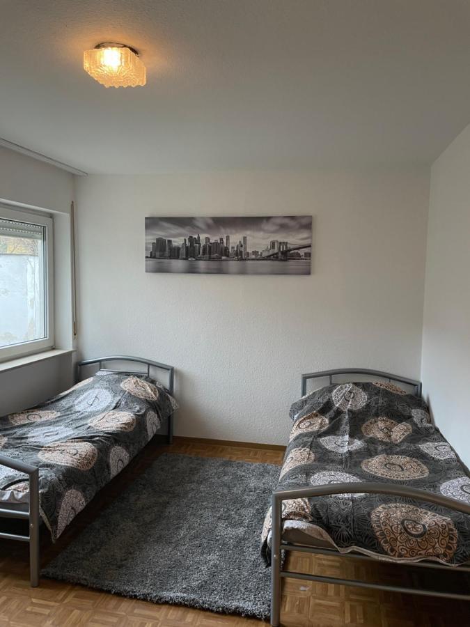 1 Zimmer Fuer 2 Personen Bruchsal Ruhige Lage Bagian luar foto